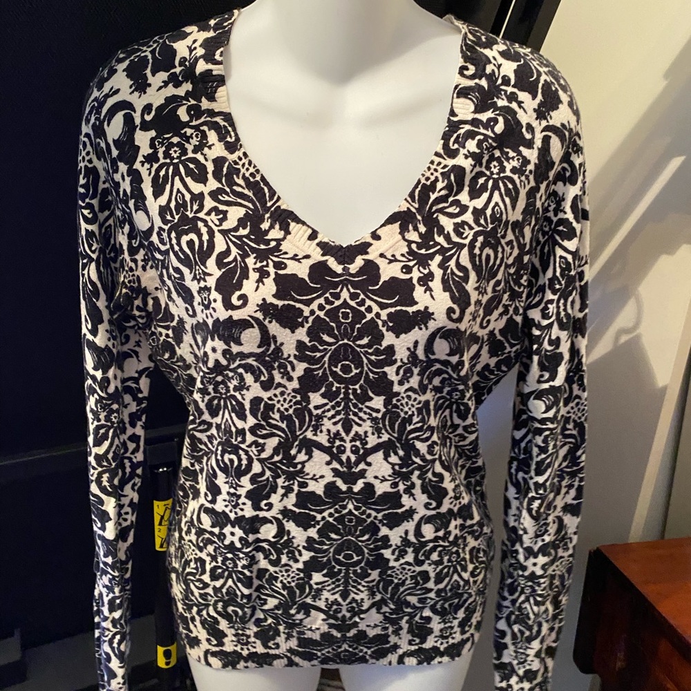 Thin Knit Gap Sweater